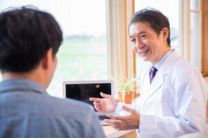 耳鼻咽喉科の開業を成功させるには？開業資金や年収も解説