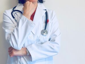 開業医が加入したほうがよい保険は？加入検討時の注意点
